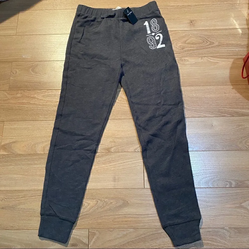 ‎NWT Abercombie kids gray sweatpants small